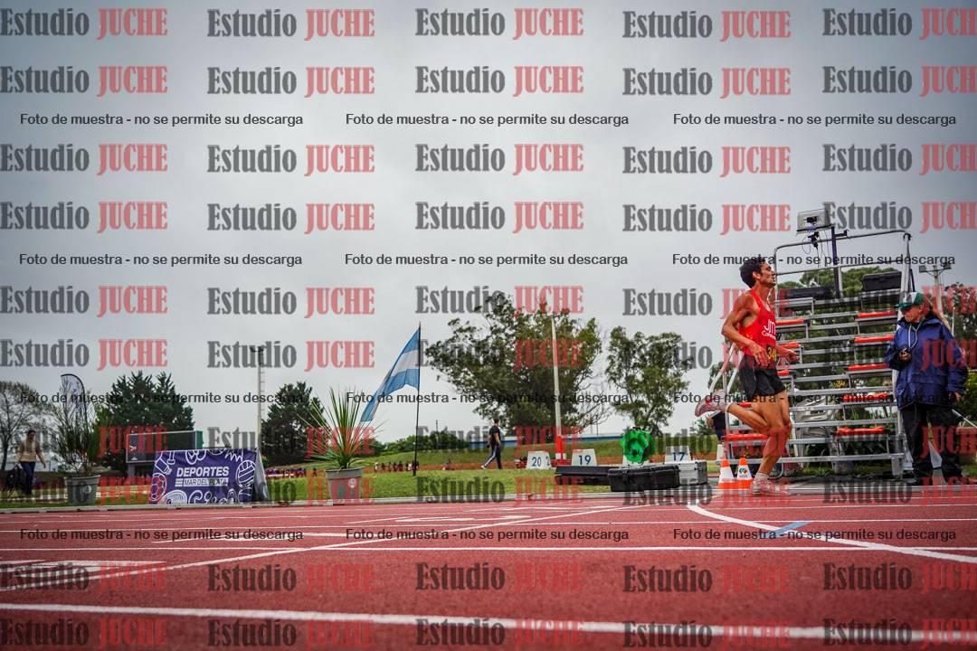 Fotos de los 5000 m llanos de varones