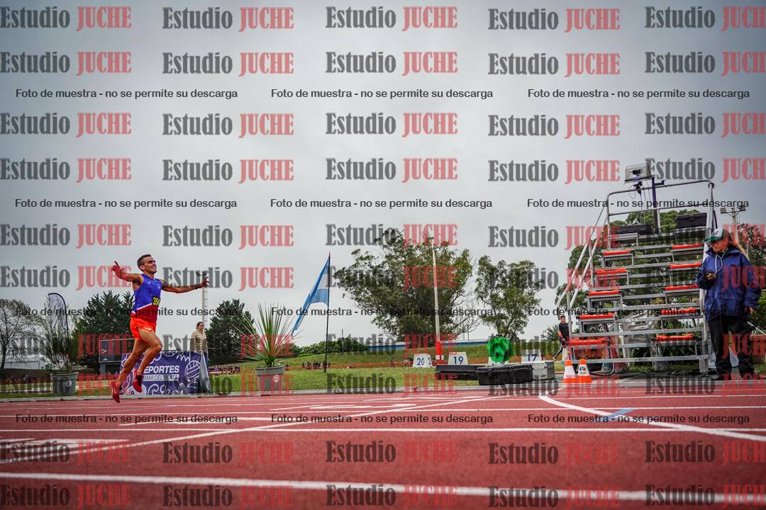 Fotos de los 5000 m llanos de varones