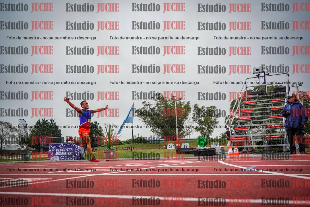 Fotos de los 5000 m llanos de varones