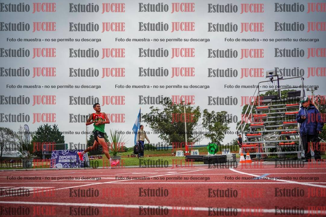 Fotos de los 5000 m llanos de varones