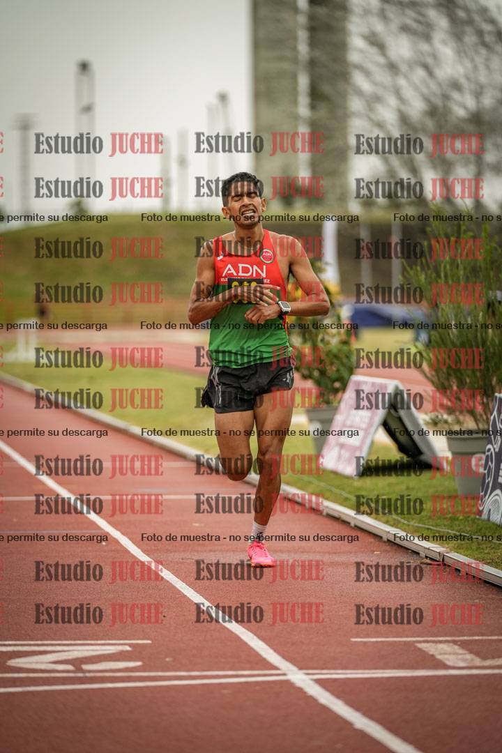 Fotos de los 5000 m llanos de varones