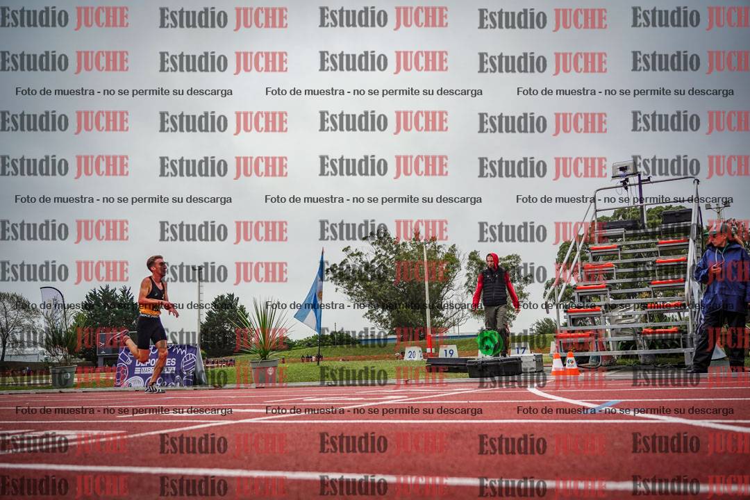 Fotos de los 5000 m llanos de varones