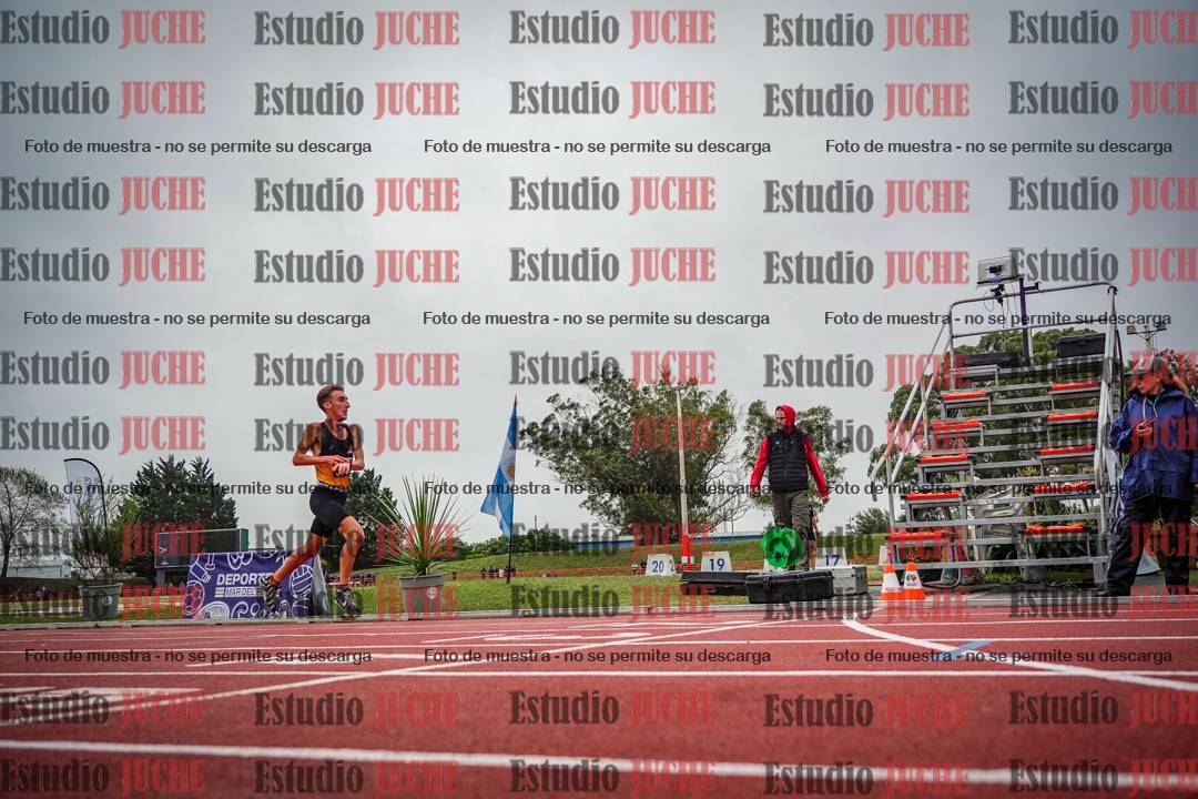 Fotos de los 5000 m llanos de varones