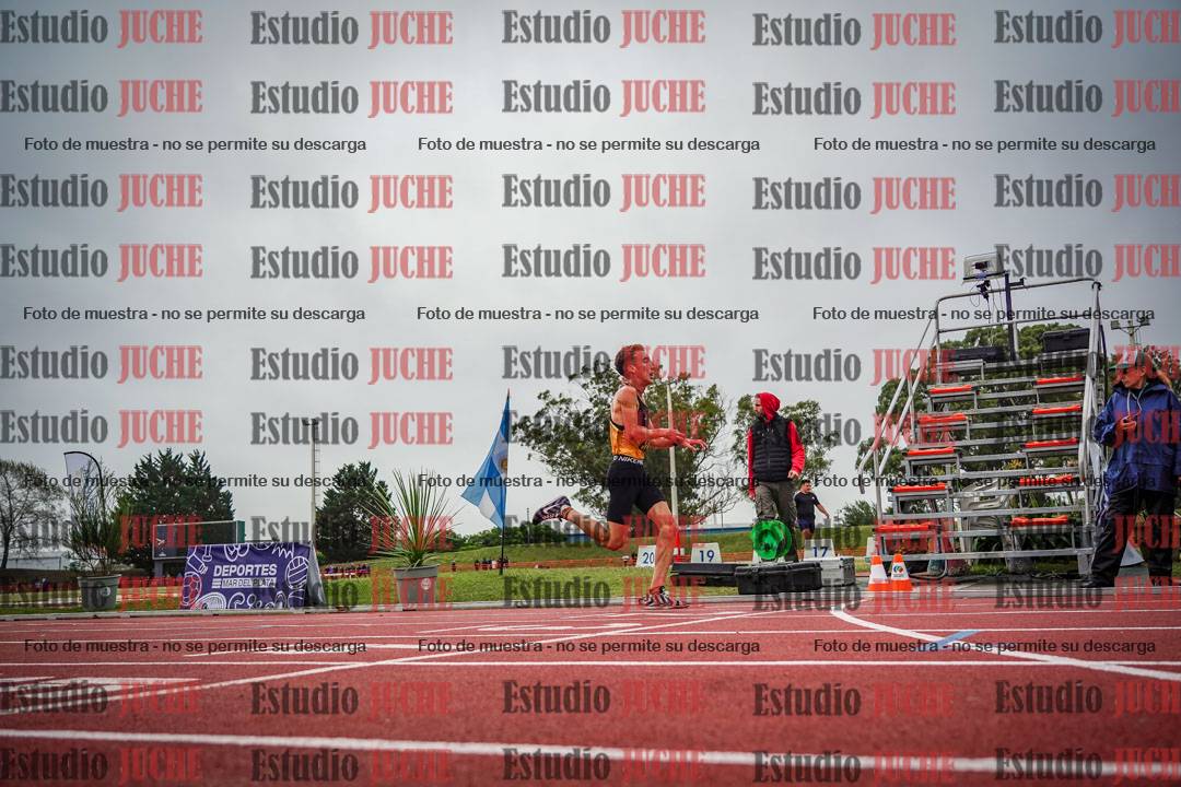 Fotos de los 5000 m llanos de varones