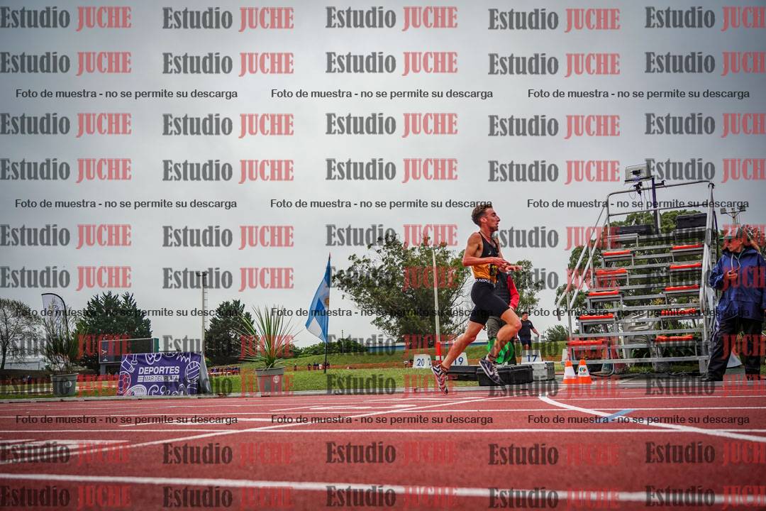 Fotos de los 5000 m llanos de varones