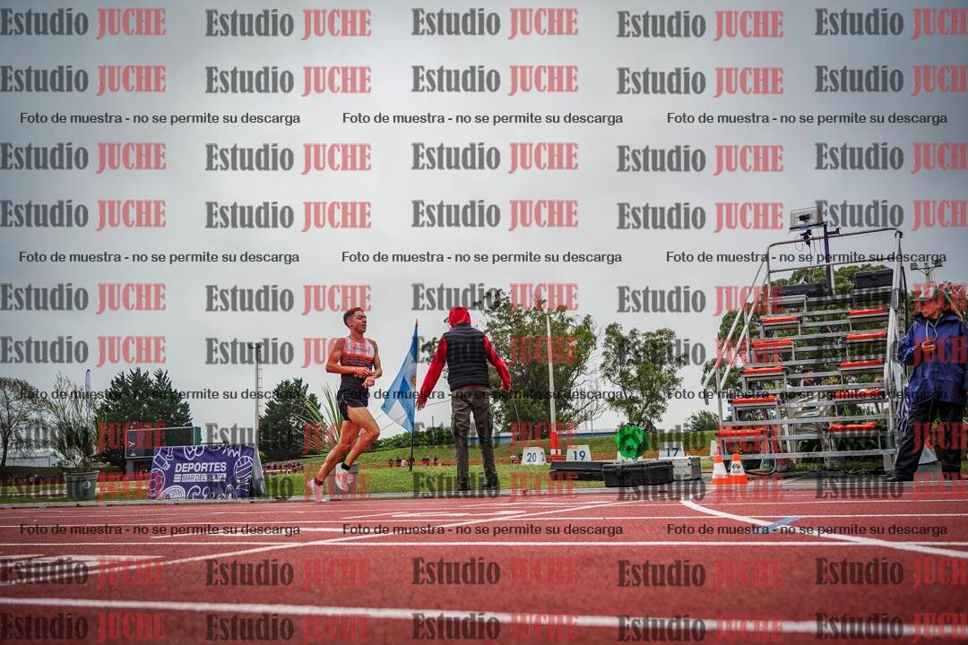 Fotos de los 5000 m llanos de varones