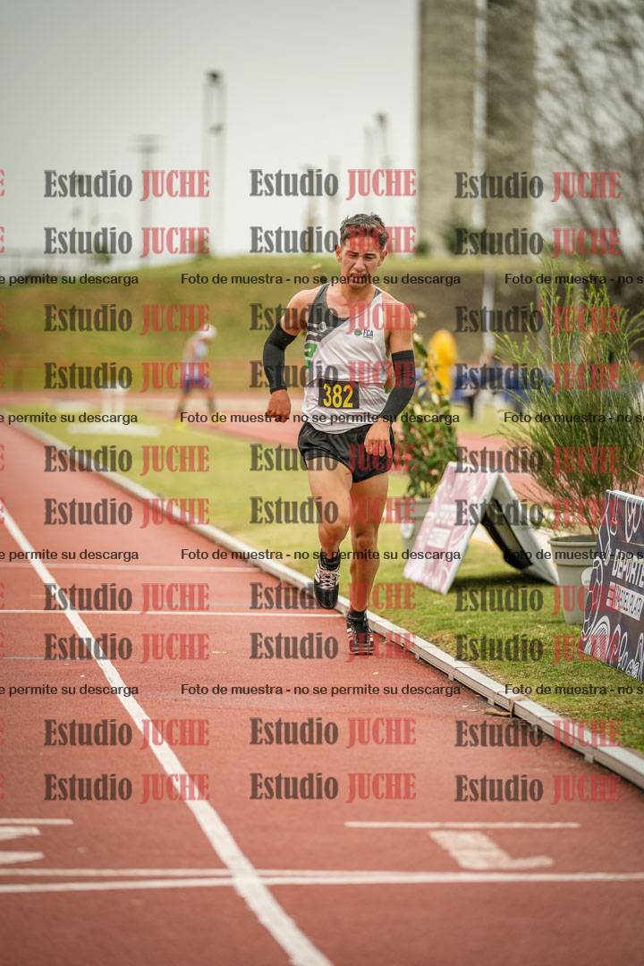 Fotos de los 5000 m llanos de varones