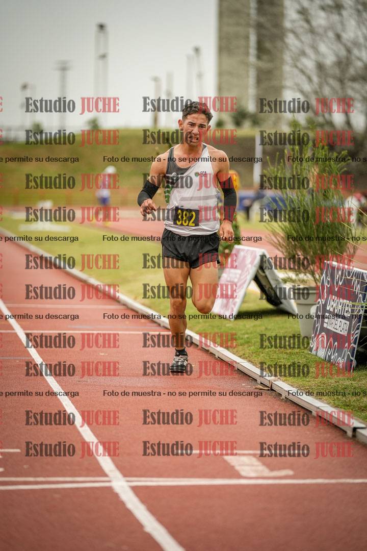 Fotos de los 5000 m llanos de varones