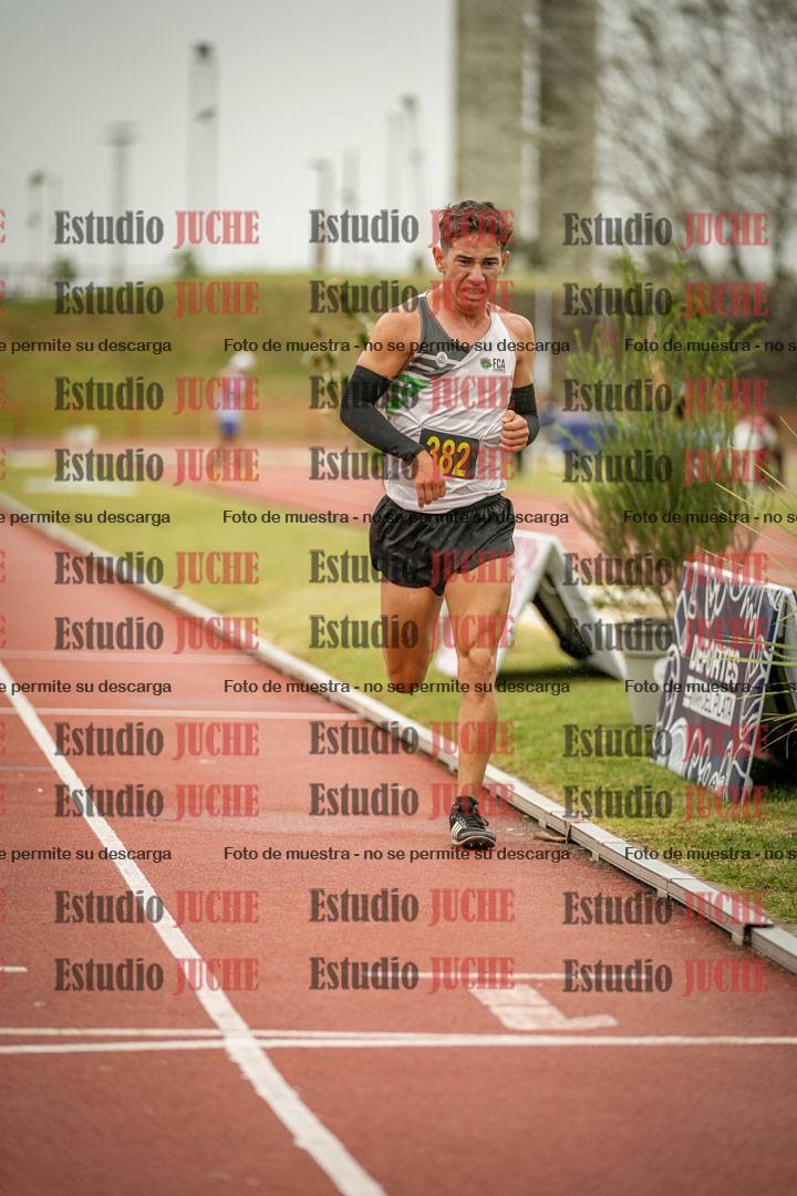 Fotos de los 5000 m llanos de varones