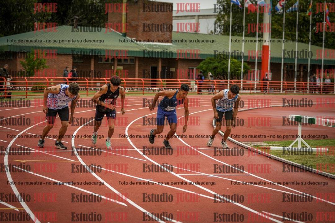 Fotos de los 1500 m llanos de varones - decatlón 10