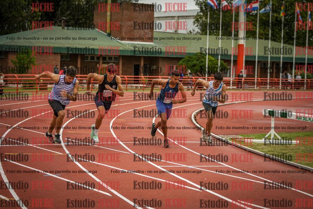 Fotos de los 1500 m llanos de varones - decatlón 10