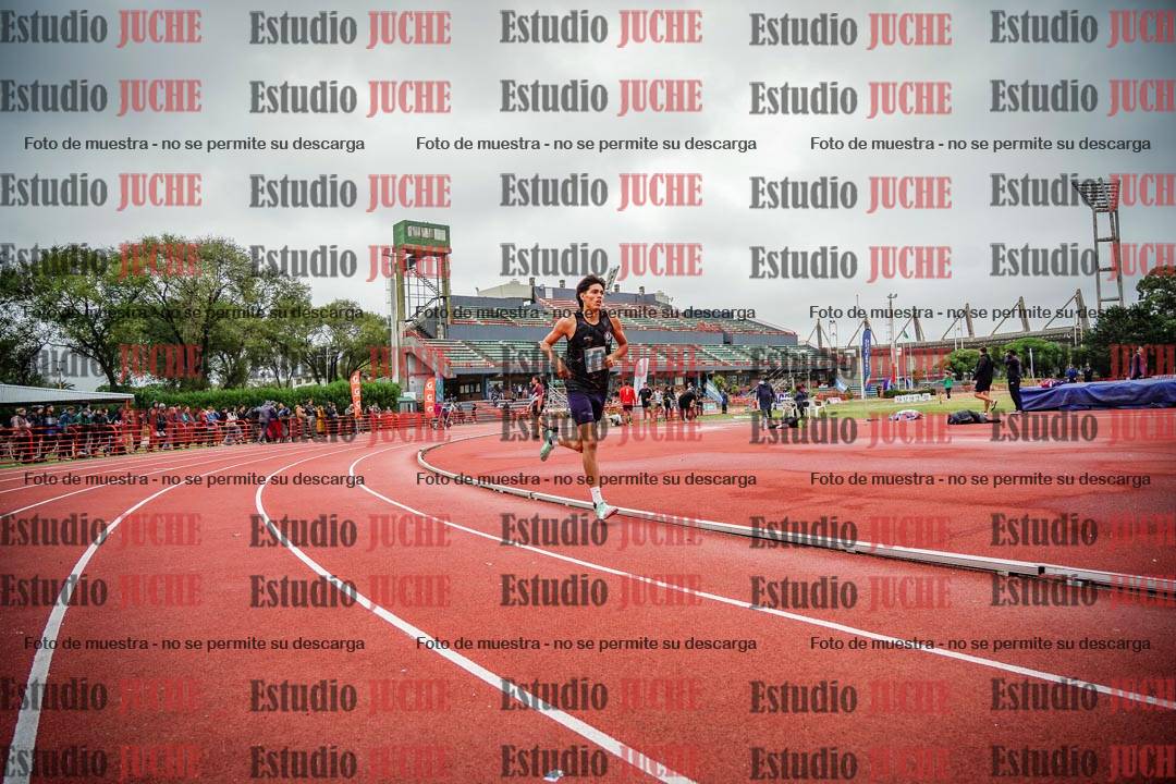 Fotos de los 1500 m llanos de varones - decatlón 10