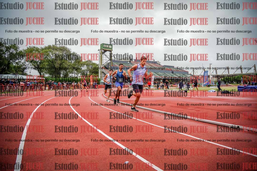 Fotos de los 1500 m llanos de varones - decatlón 10