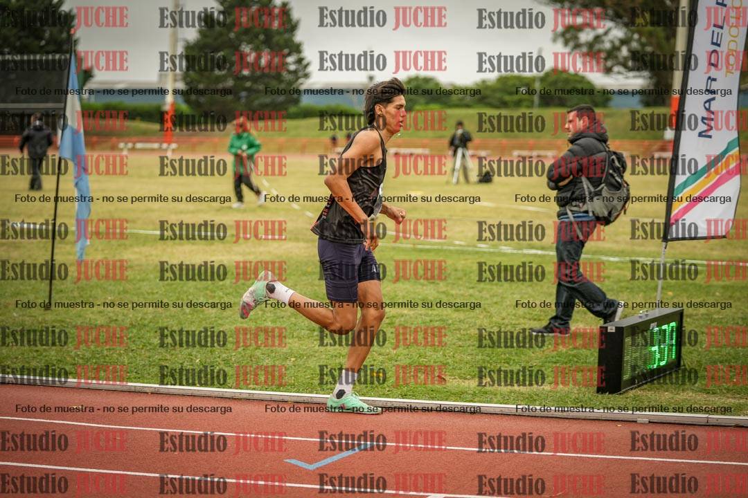 Fotos de los 1500 m llanos de varones - decatlón 10