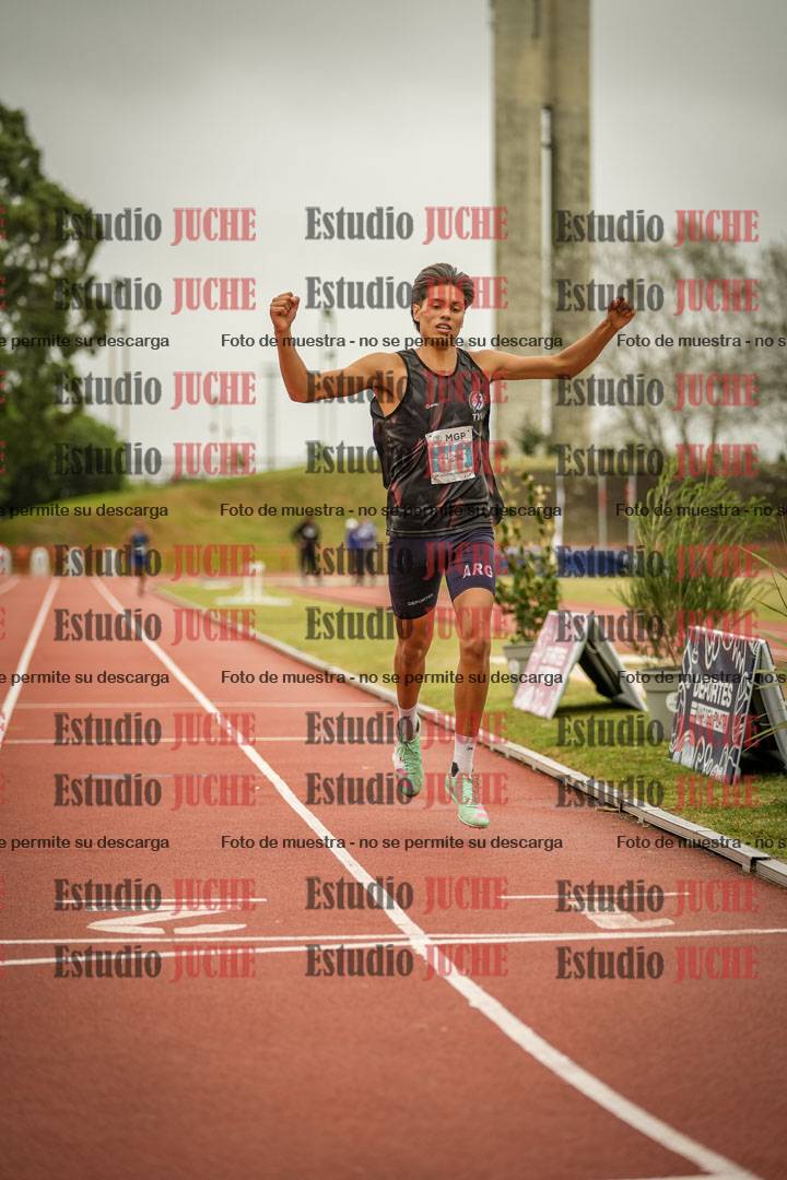 Fotos de los 1500 m llanos de varones - decatlón 10