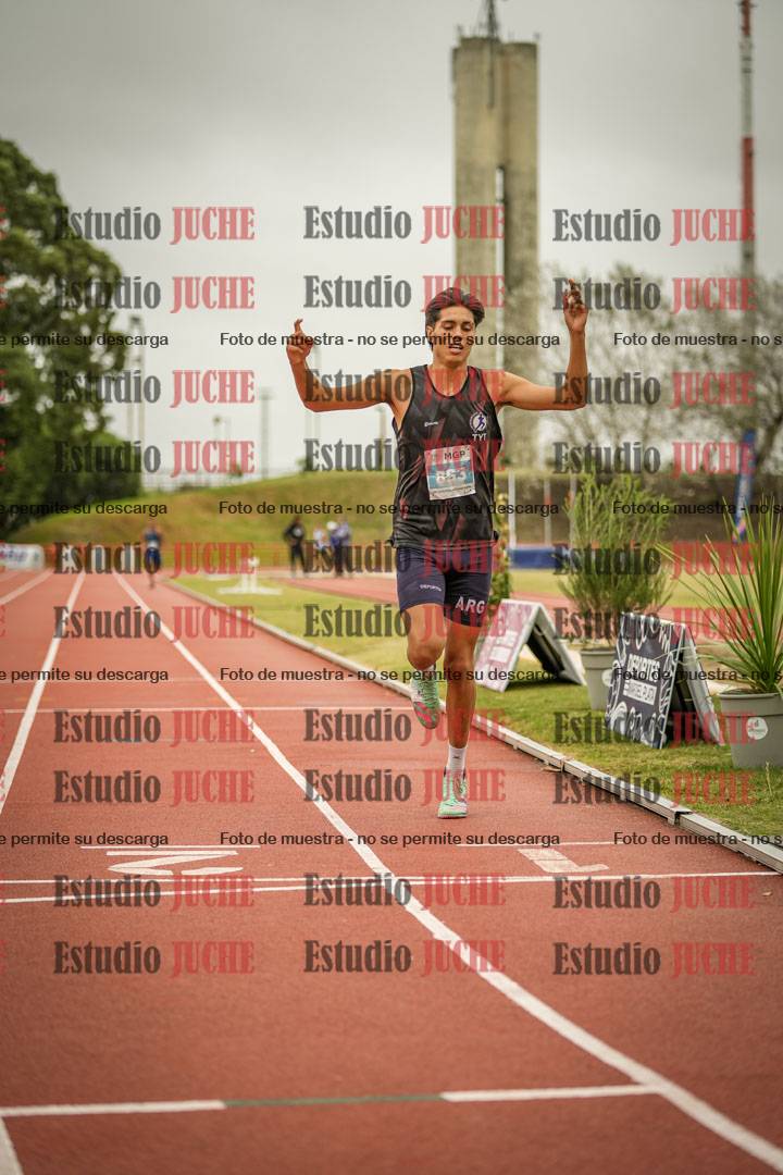 Fotos de los 1500 m llanos de varones - decatlón 10