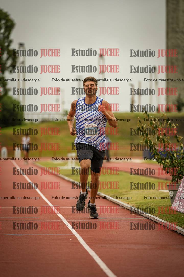 Fotos de los 1500 m llanos de varones - decatlón 10
