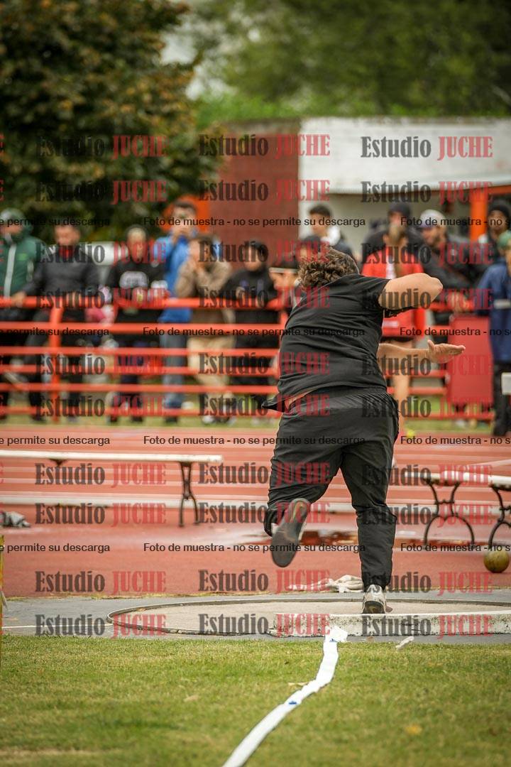 Fotos del lanzamiento de bala de varones