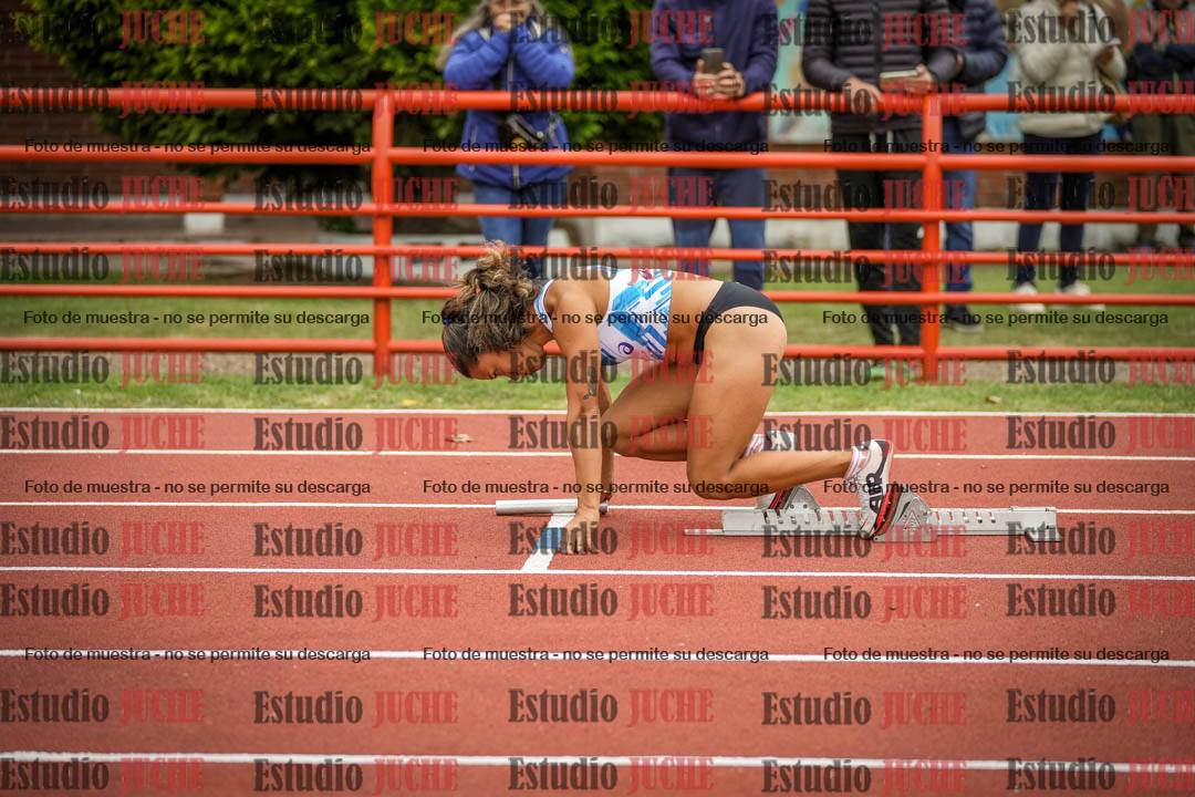Fotos de las postas 4x400 m llanos de mujeres