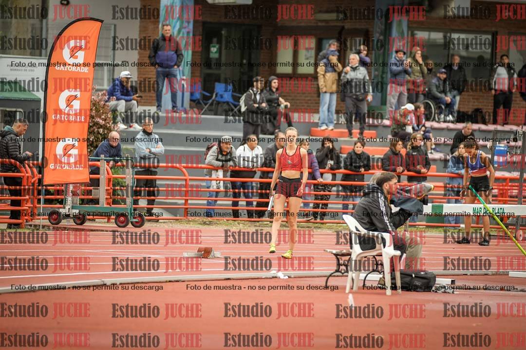 Fotos de las postas 4x400 m llanos de mujeres