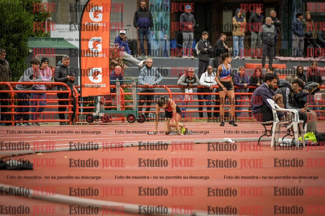 Fotos de las postas 4x400 m llanos de mujeres
