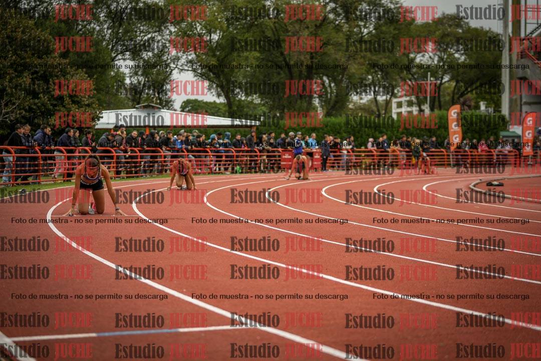Fotos de las postas 4x400 m llanos de mujeres