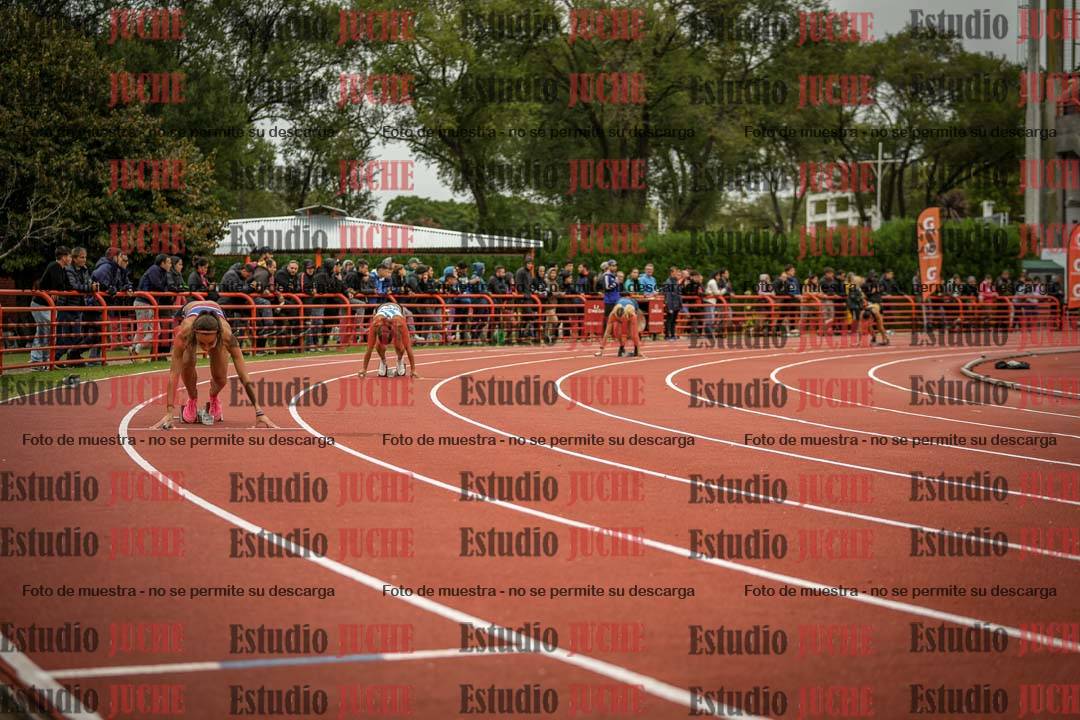 Fotos de las postas 4x400 m llanos de mujeres