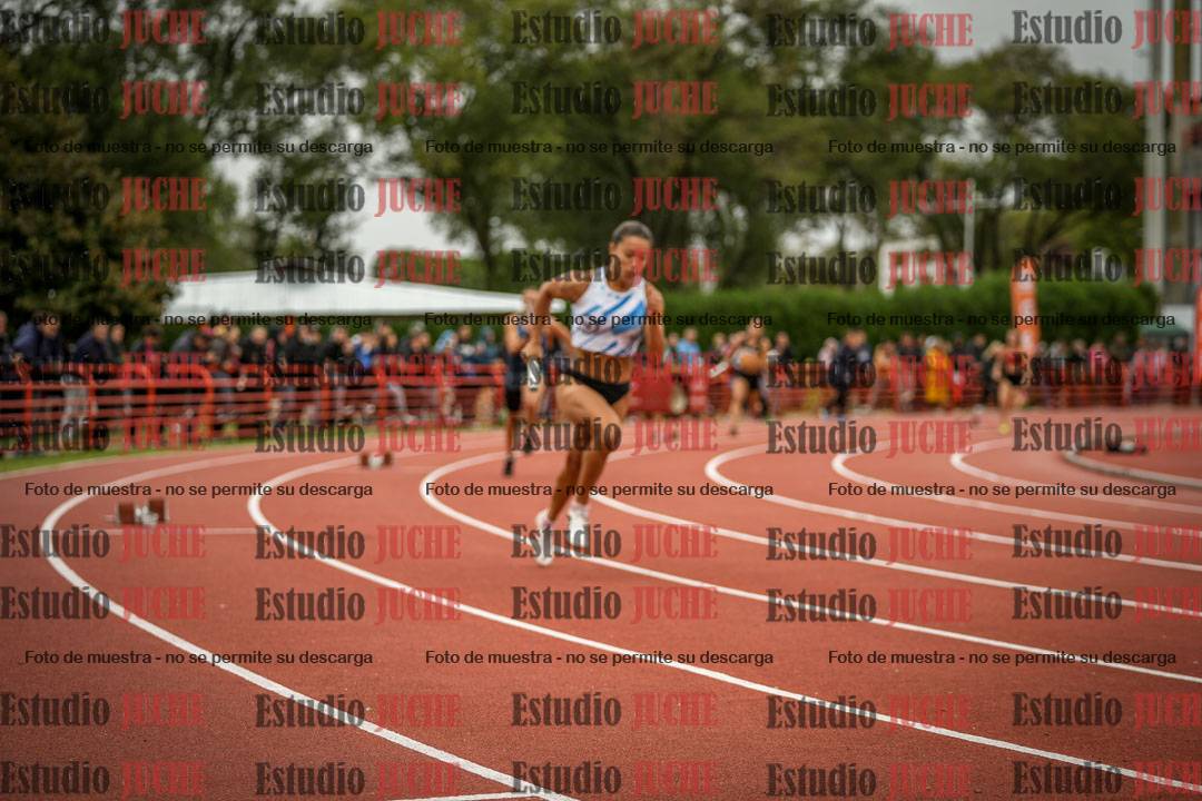 Fotos de las postas 4x400 m llanos de mujeres