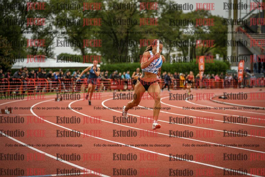 Fotos de las postas 4x400 m llanos de mujeres