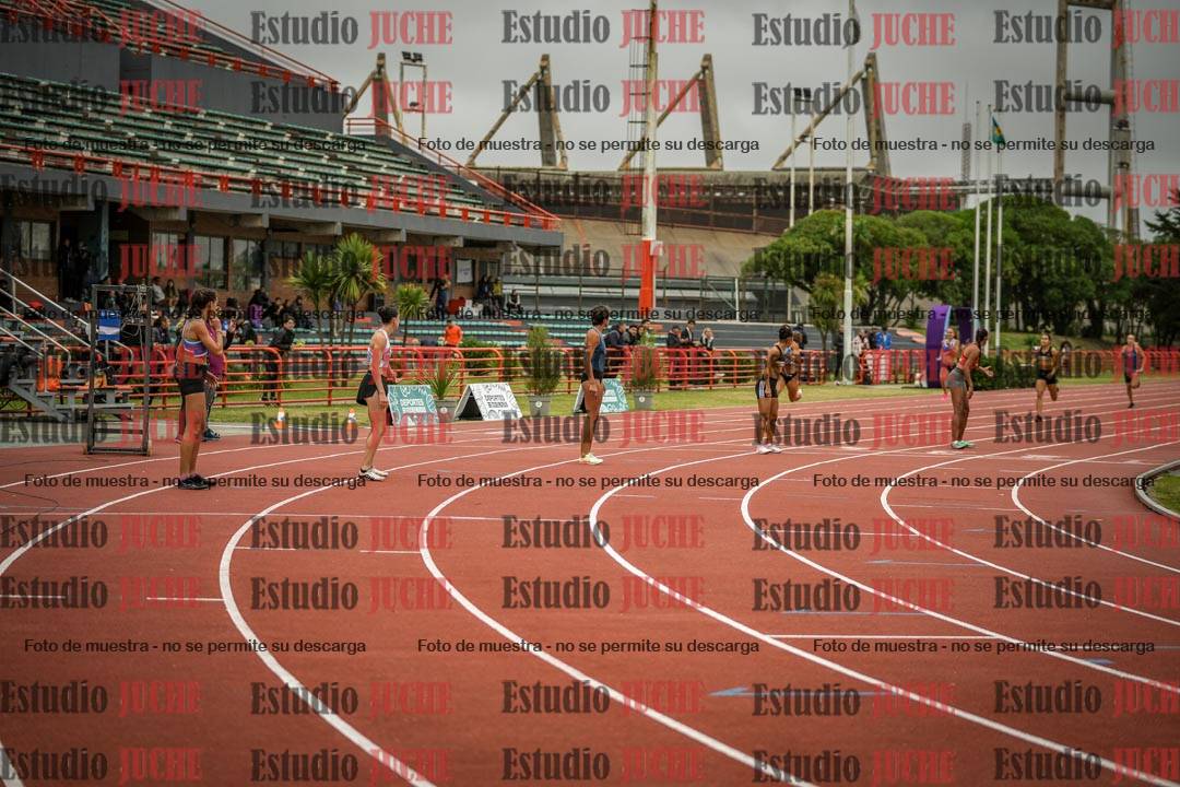 Fotos de las postas 4x400 m llanos de mujeres