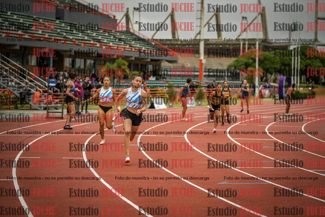 Fotos de las postas 4x400 m llanos de mujeres