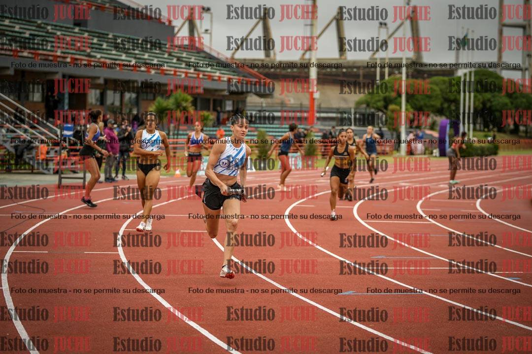 Fotos de las postas 4x400 m llanos de mujeres