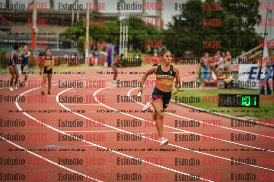 Fotos de las postas 4x400 m llanos de mujeres