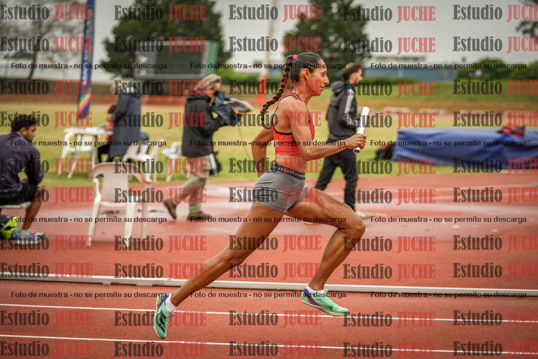 Fotos de las postas 4x400 m llanos de mujeres