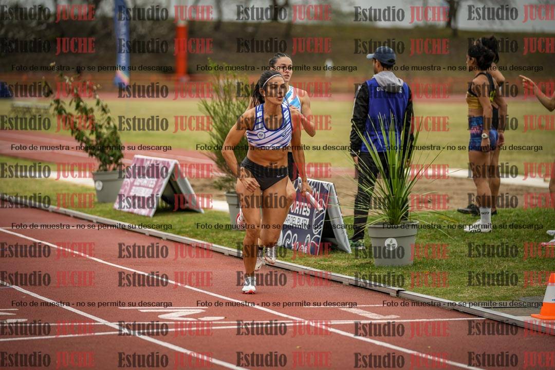 Fotos de las postas 4x400 m llanos de mujeres