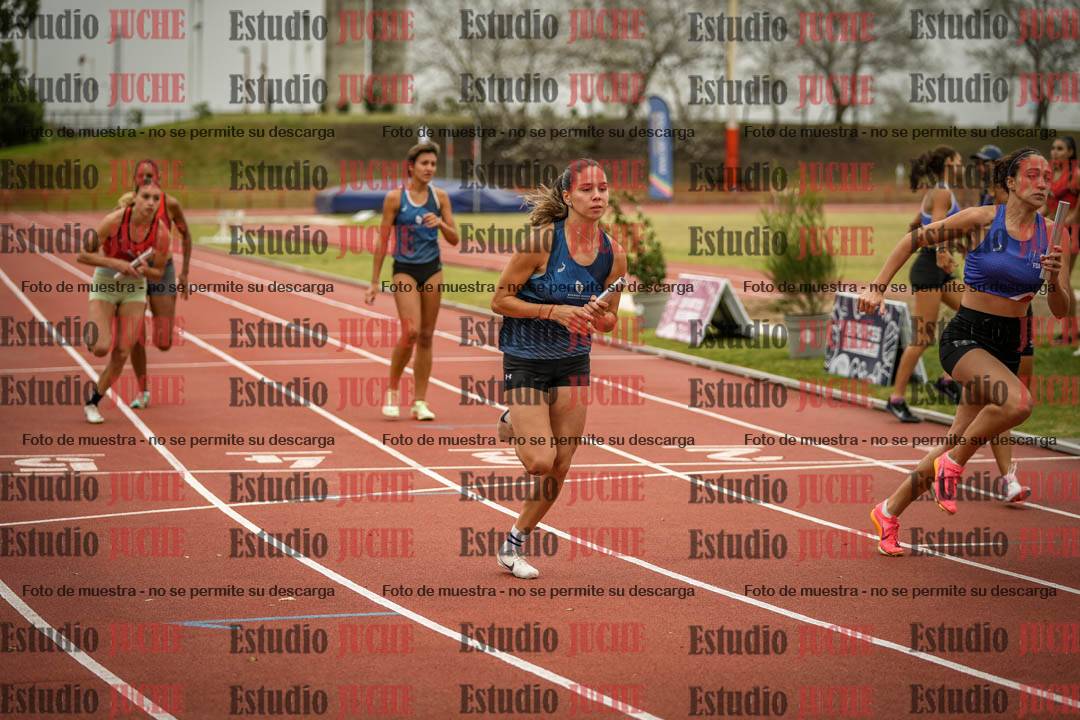 Fotos de las postas 4x400 m llanos de mujeres