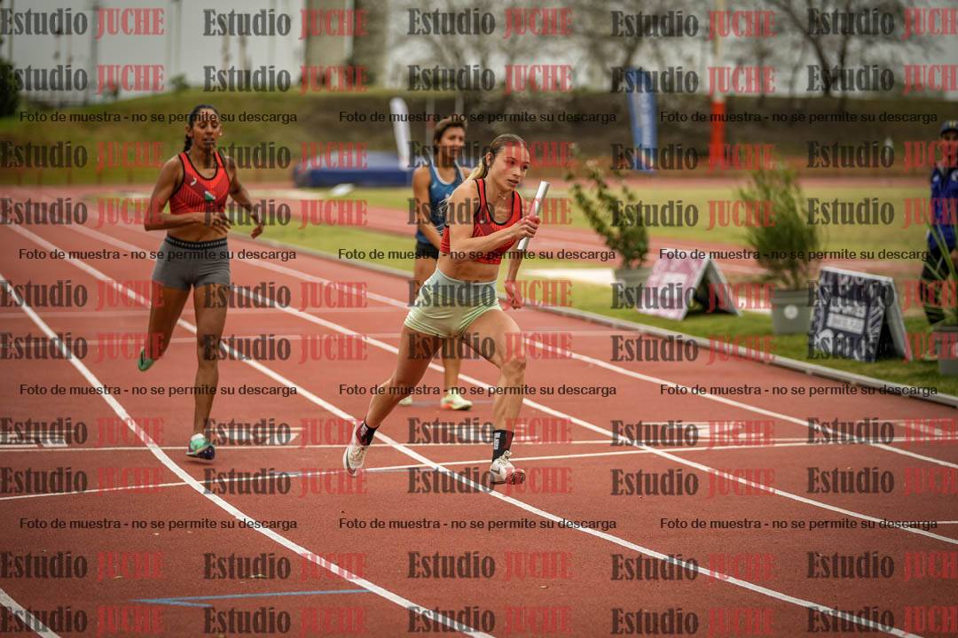 Fotos de las postas 4x400 m llanos de mujeres