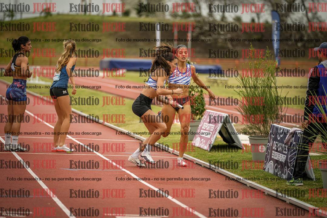 Fotos de las postas 4x400 m llanos de mujeres