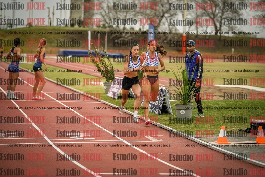 Fotos de las postas 4x400 m llanos de mujeres