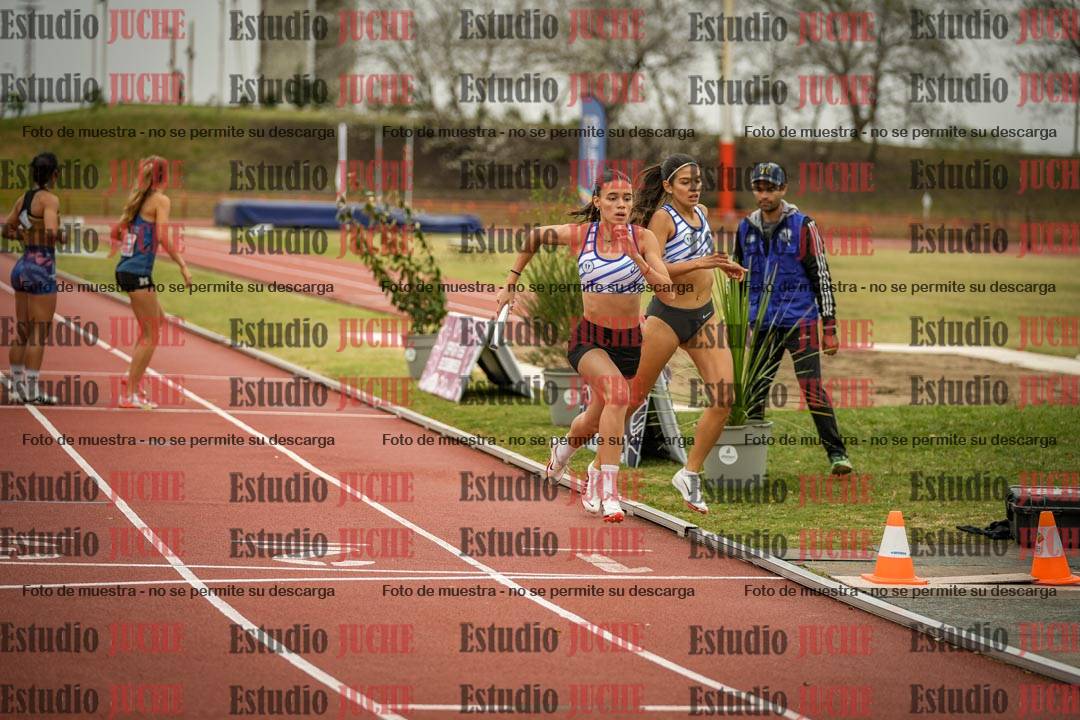 Fotos de las postas 4x400 m llanos de mujeres