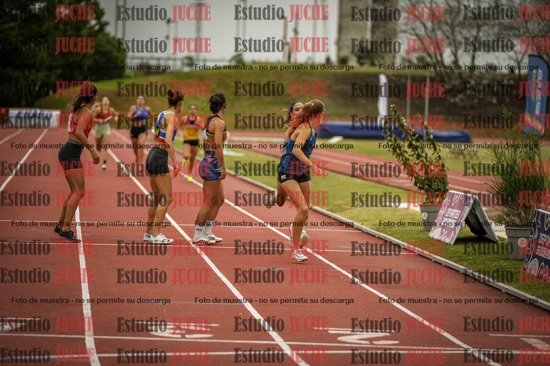 Fotos de las postas 4x400 m llanos de mujeres