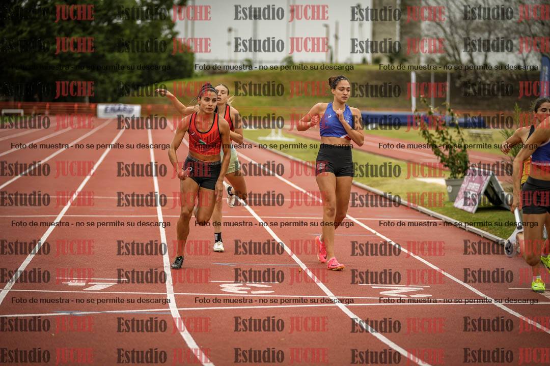 Fotos de las postas 4x400 m llanos de mujeres