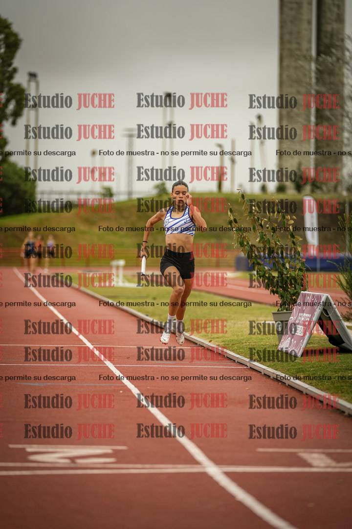 Fotos de las postas 4x400 m llanos de mujeres