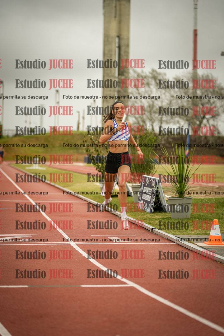 Fotos de las postas 4x400 m llanos de mujeres
