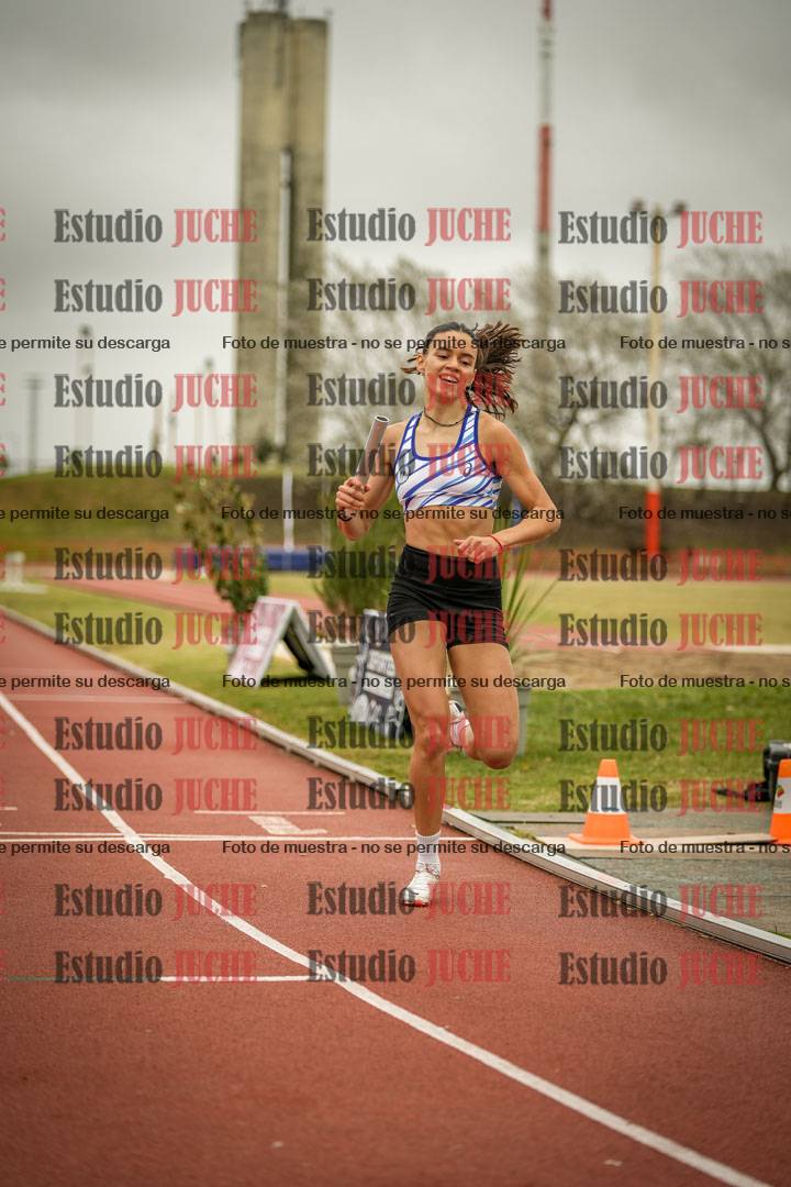 Fotos de las postas 4x400 m llanos de mujeres