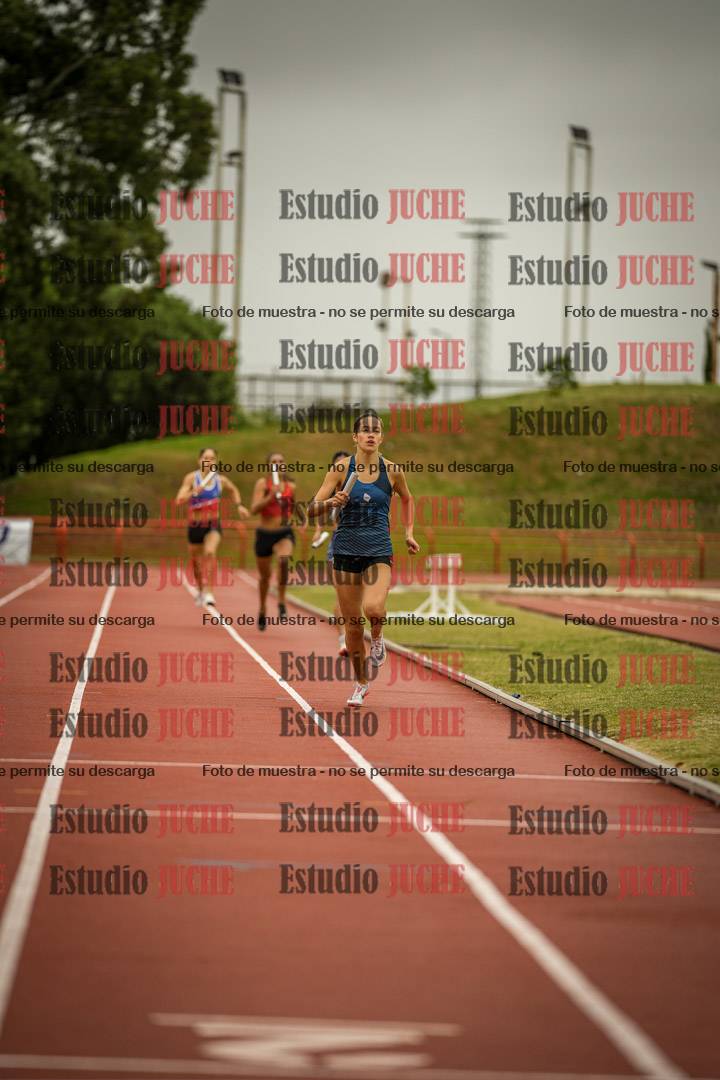 Fotos de las postas 4x400 m llanos de mujeres