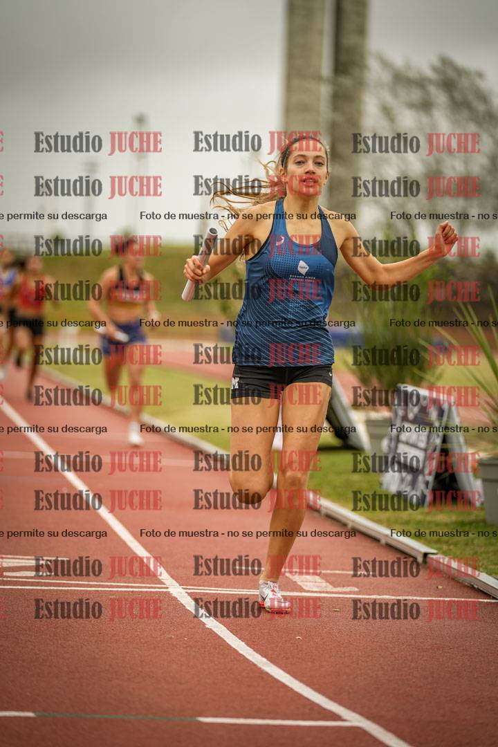 Fotos de las postas 4x400 m llanos de mujeres