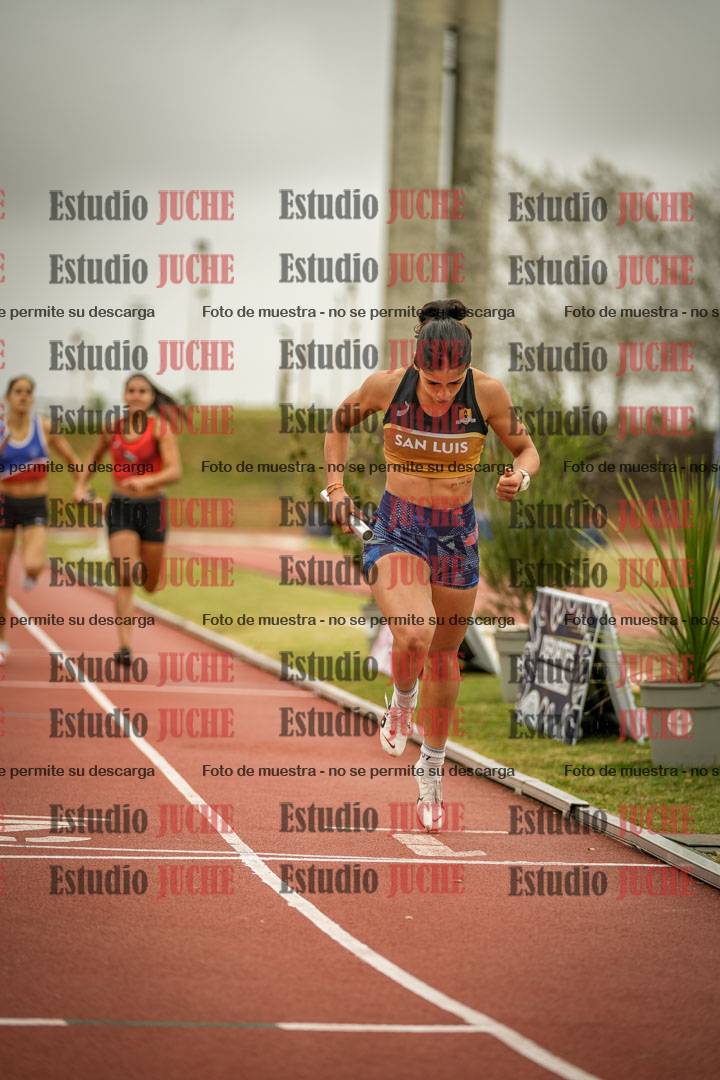Fotos de las postas 4x400 m llanos de mujeres