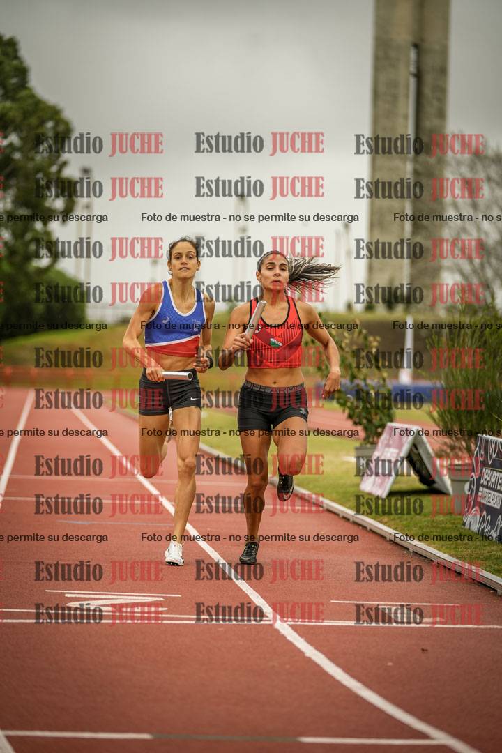 Fotos de las postas 4x400 m llanos de mujeres