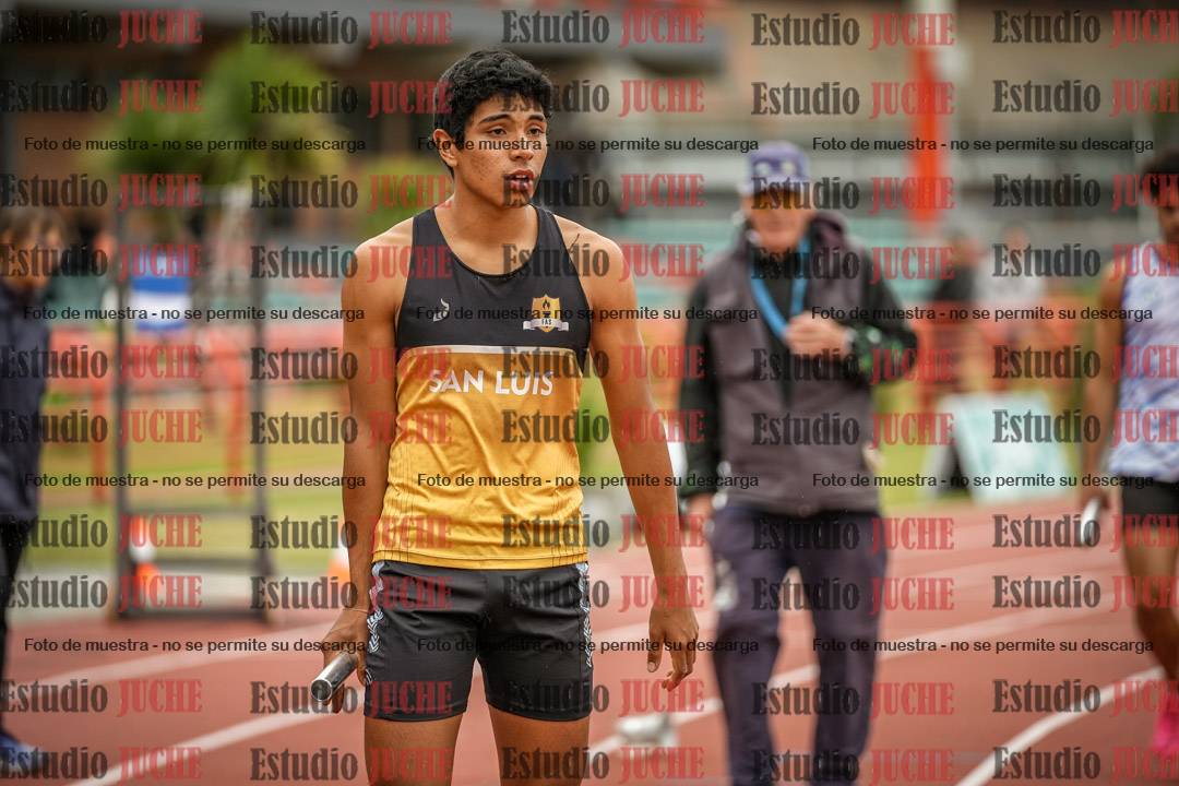 Fotos de las postas 4x400 m llanos de varones